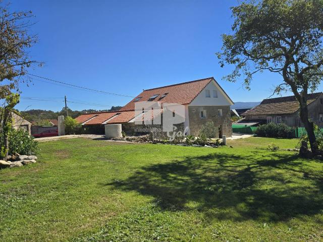 Chalet en venta en Vilaboa, Pontevedra