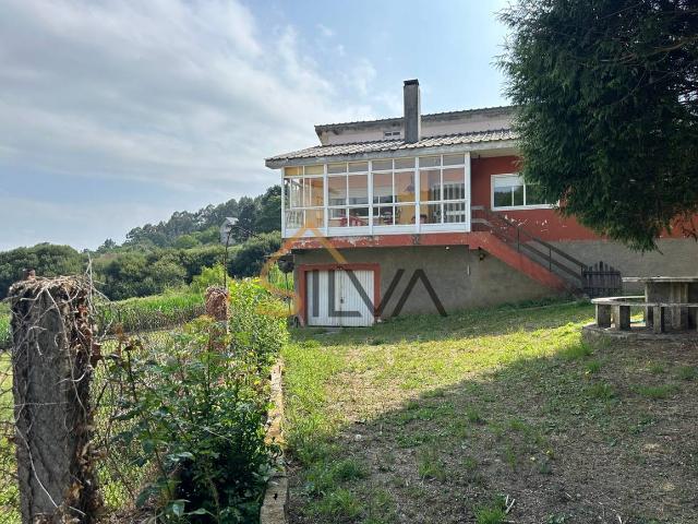 Chalet en venta en Cordeda, A Coruña