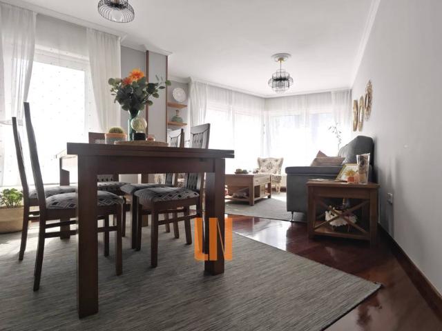 Chalet en venta en Cordeda, A Coruña