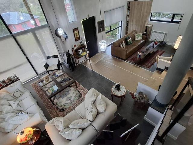 Chalet en venta en Cordeda, A Coruña
