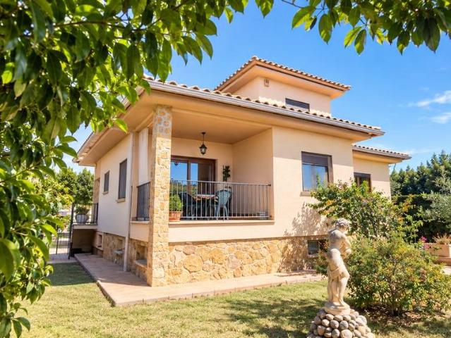 Chalet en venta en Can Puig, Viladamat