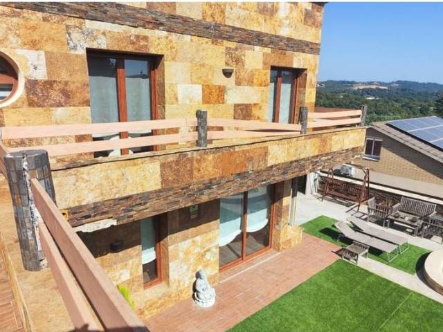 Chalet en venta en Viladecavalls, Barcelona