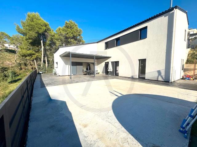Chalet en venta en Viladecavalls, Barcelona