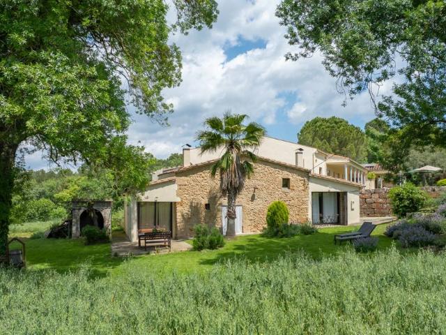 Chalet en venta en Pla de l'Estany, Catalunya