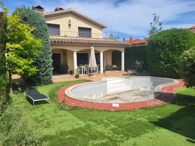 Villa en venta en Vilafant