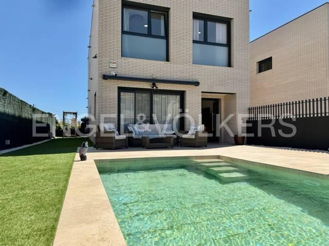 Chalet en venta en la Llosa, Baix Camp