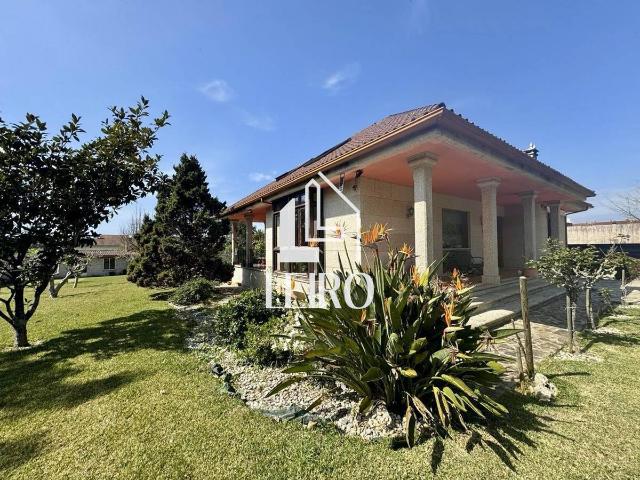 Chalet en venta en Vilagarcía de Arousa, O Salnés