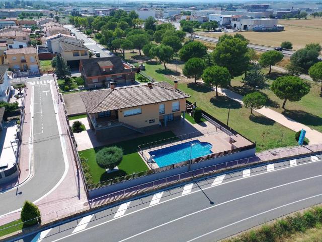 Villa en venta en Vilamalla
