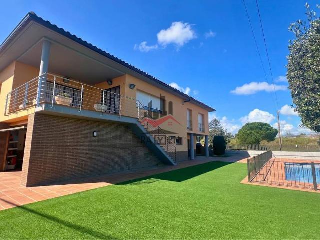 Villa en venta en Vilamalla