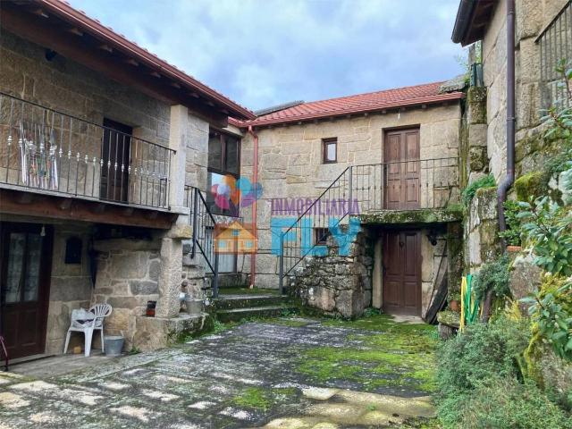 Chalet en venta en Vilamarín, Ourense