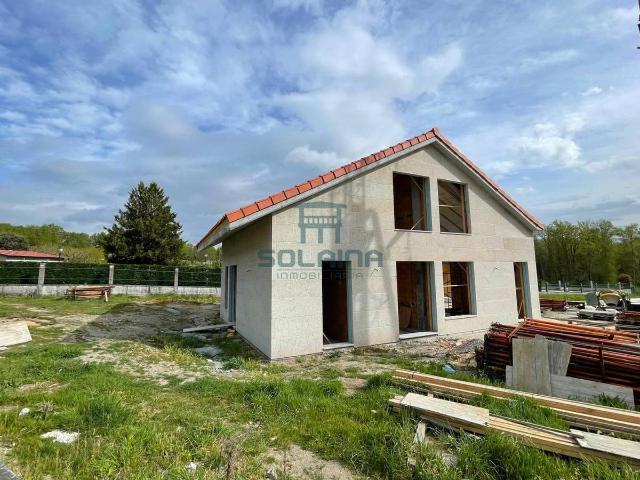 Chalet en venta en Vilamarín, Ourense