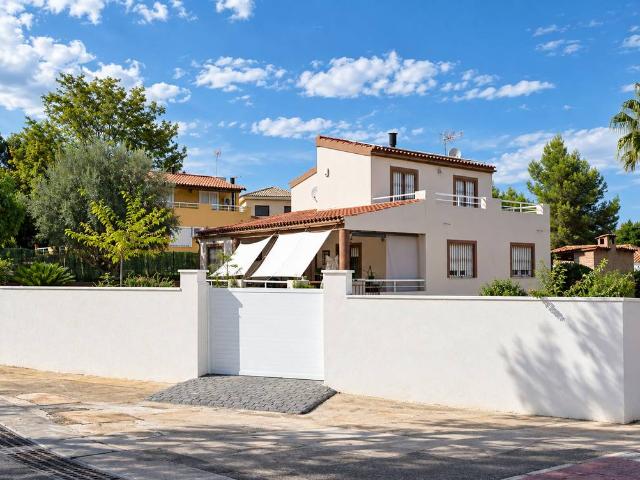 Chalet en venta en el Camp de Túria, Valencia