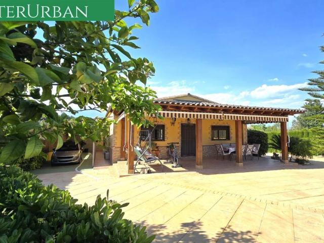 Chalet en venta en el Camp de Túria, Valencia