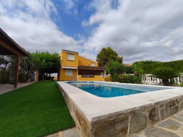 Chalet en venta en el Camp de Túria, Valencia