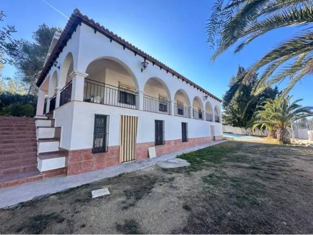 Chalet en venta en el Camp de Túria, Valencia