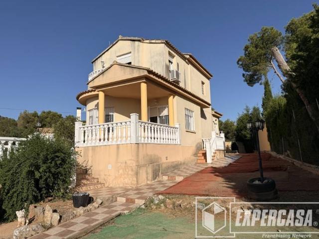 Chalet en venta en el Camp de Túria, Valencia