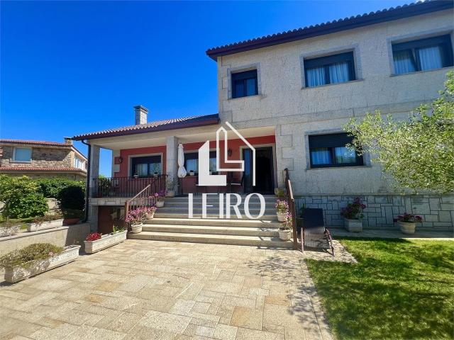 Chalet en venta en Vilagarcía De Arousa, O Piñeiriño
