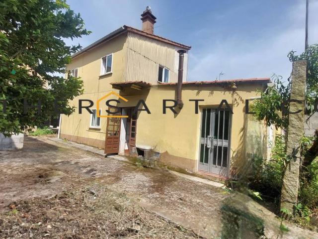 Villa en venta en Vilanova De Arousa, A Xunqueira