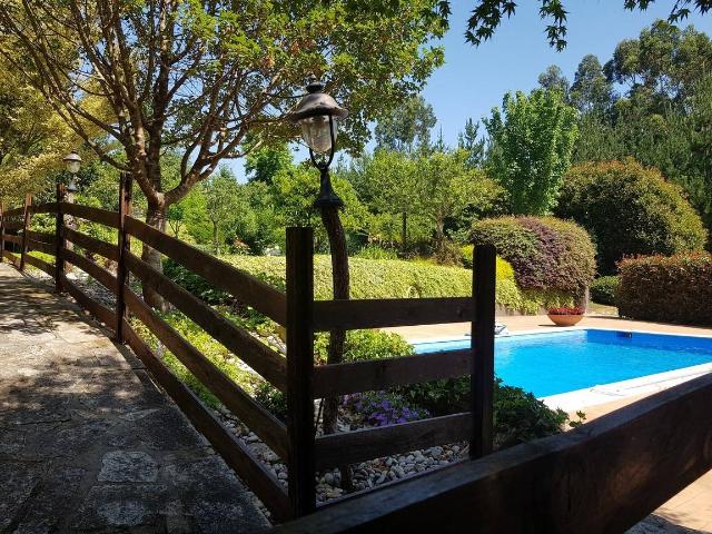 Villa en venta en Vilanova De Arousa, A Xunqueira