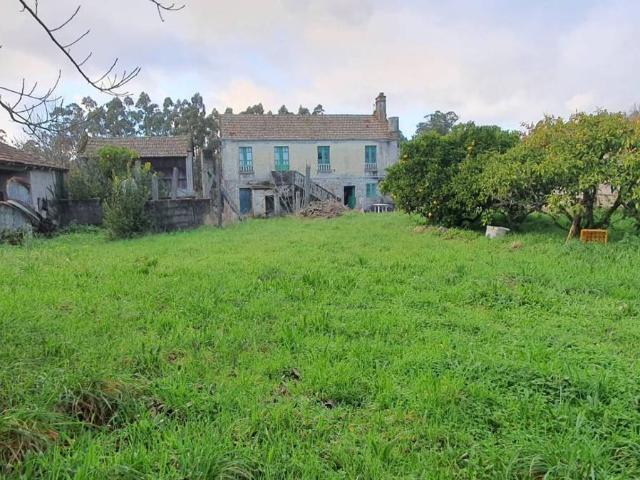 Villa en venta en Vilanova De Arousa, A Xunqueira