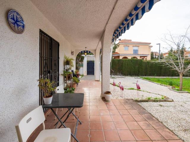 Chalet en venta en Comarca de la Vega de Granada, Andalucía
