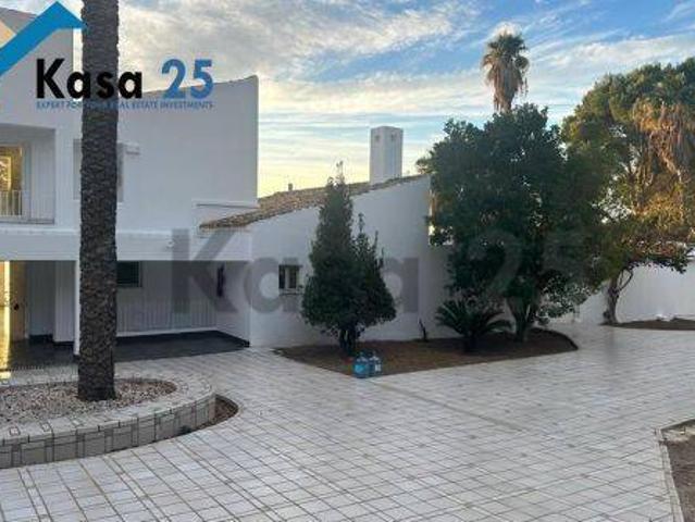 Chalet en venta en Altea, Valencia