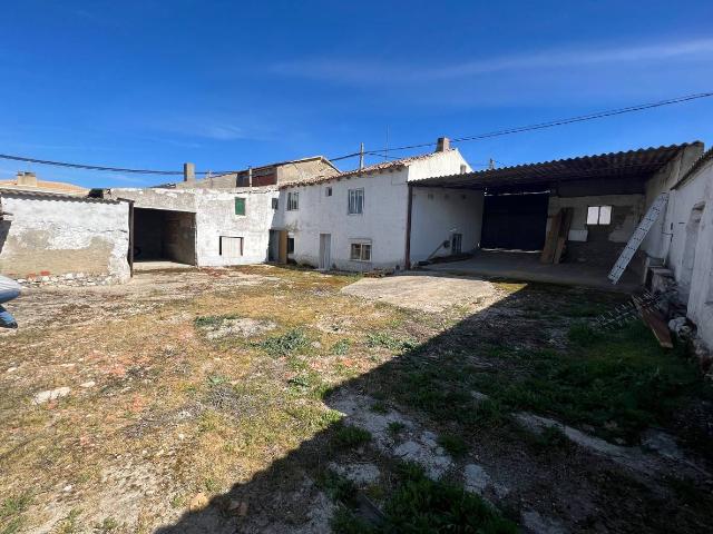 Villa en venta en Villabáñez