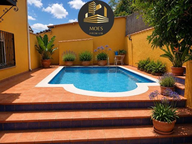 Chalet en venta en Villacarrillo, Andalucía
