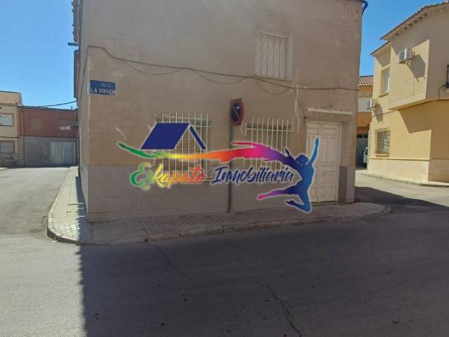 Chalet en venta en Villacañas, Castilla-La Mancha