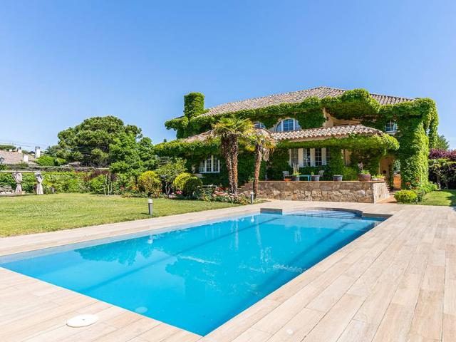 Chalet en venta en Villanueva De La Cañada, Madrid