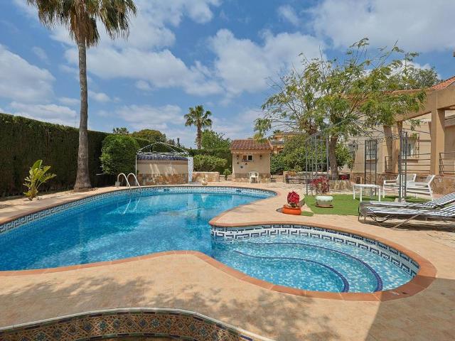 Chalet en venta en Casco Antiguo - Santa Cruz - Ayuntamiento, l'Alacantí