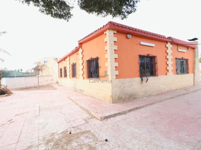 Villa en venta en Alicante, Centre Històric