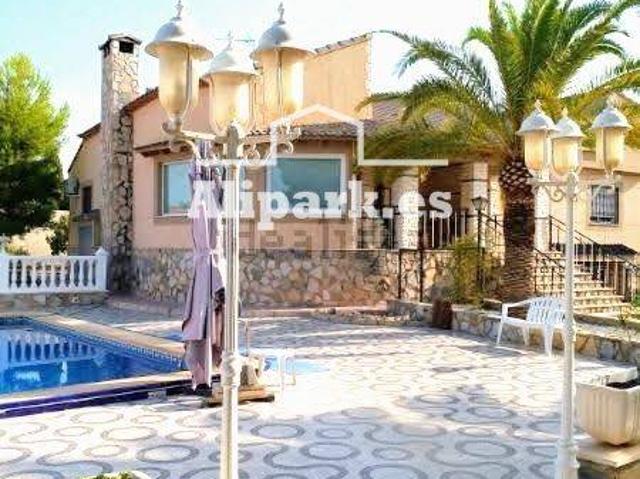 Villa en venta en Alicante, Centre Històric