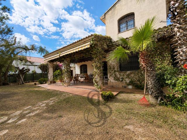 Chalet en venta en Casco Antiguo - Santa Cruz - Ayuntamiento, l'Alacantí