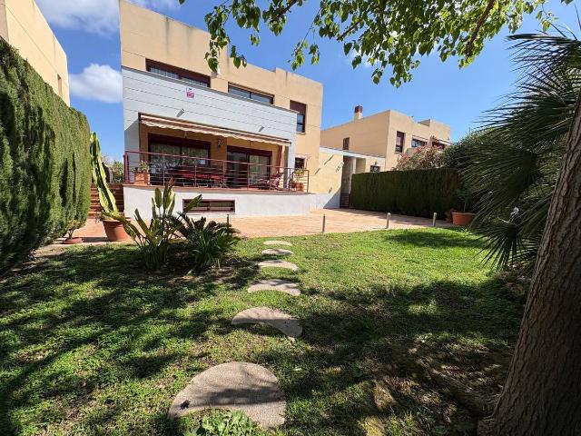Chalet en venta en Casco Antiguo - Santa Cruz - Ayuntamiento, l'Alacantí