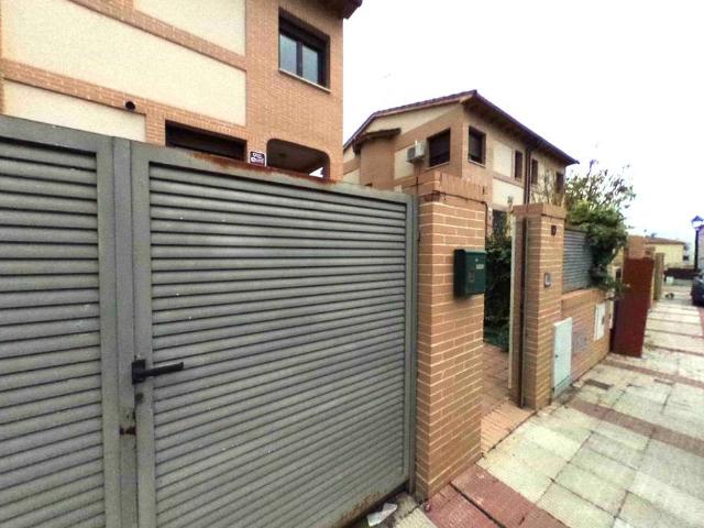 Chalet en venta en Villaluenga De La Sagra, Toledo