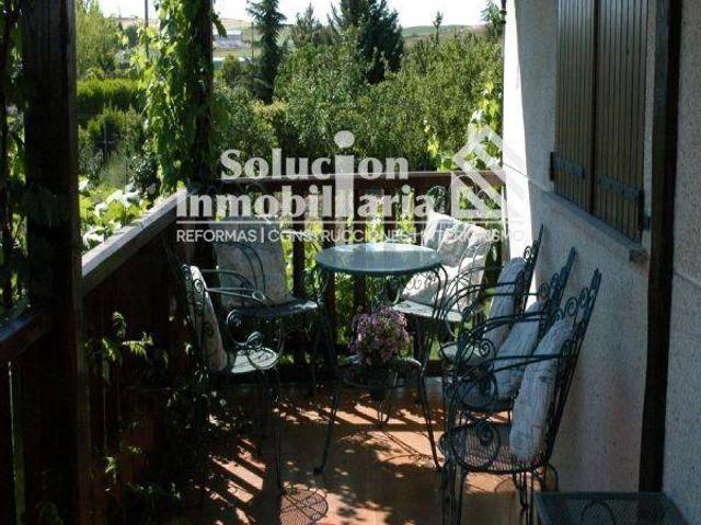 Chalet en venta en Anantapur, Villamayor