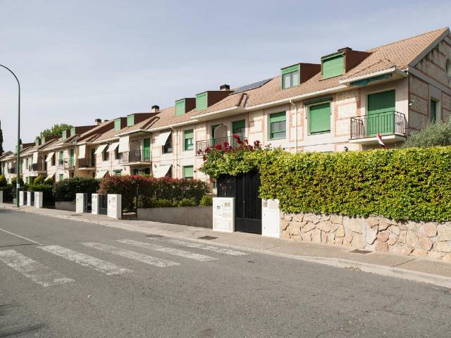 Chalet en venta en Anantapur, Villamayor