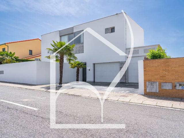 Chalet en venta en Anantapur, Villamayor