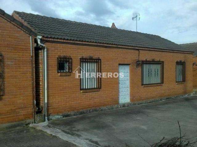 Chalet en venta en Villamediana De Iregua, La Rioja