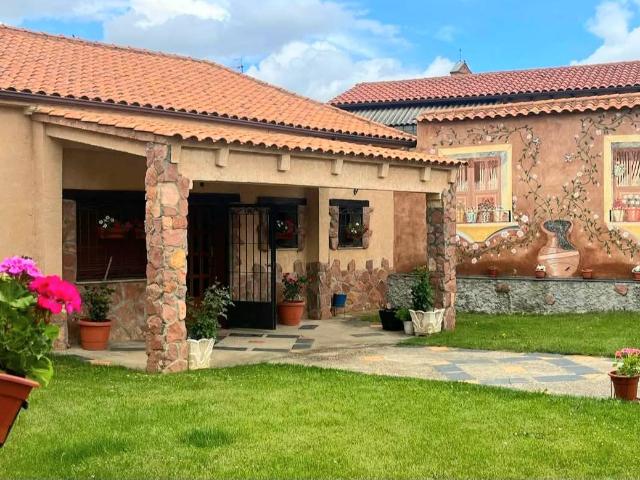 Chalet en venta en Villamejil, Castilla y León