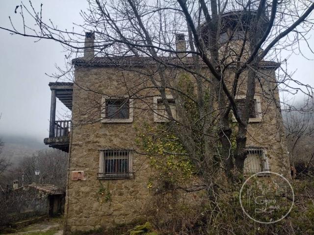 Chalet en venta en Villanueva De Ávila