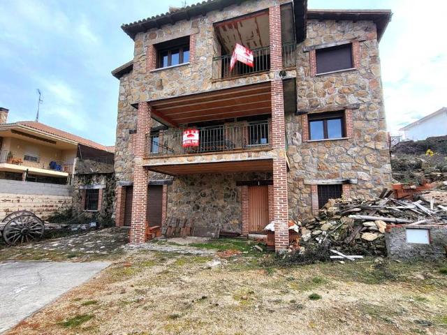 Chalet en venta en Villanueva De Ávila, Ávila