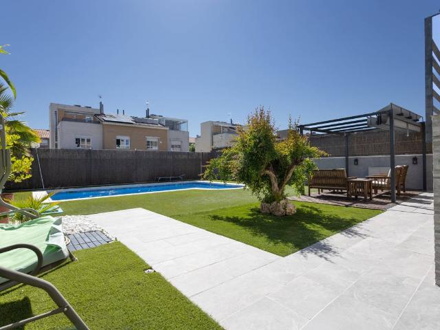 Chalet en venta en Villanueva De La Cañada, Madrid