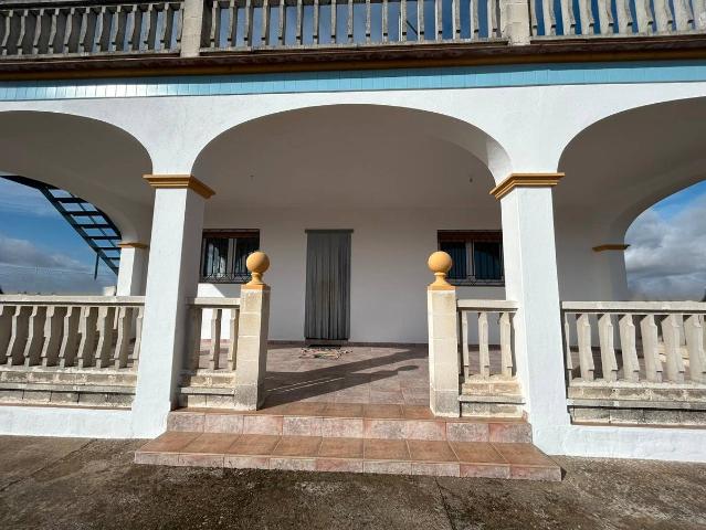 Chalet en venta en Villanueva De La Serena, Badajoz