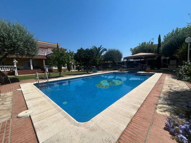 Chalet en venta en Villanueva De La Serena, Extremadura
