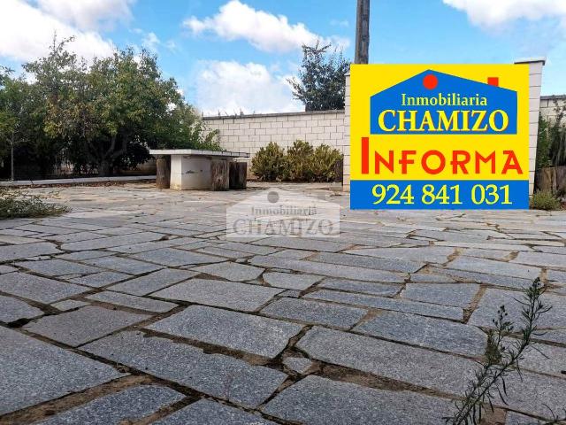 Chalet en venta en Villanueva De La Serena, Badajoz