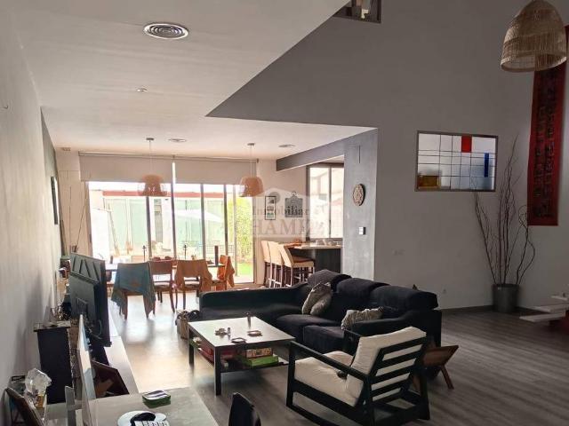 Chalet en venta en Villanueva De La Serena, Badajoz