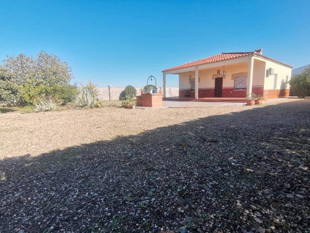 Chalet en venta en Villanueva De La Serena, Badajoz
