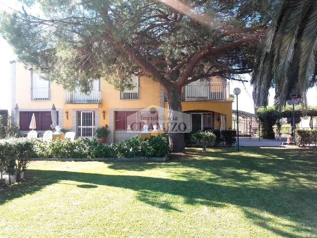 Chalet en venta en Villanueva De La Serena, Badajoz
